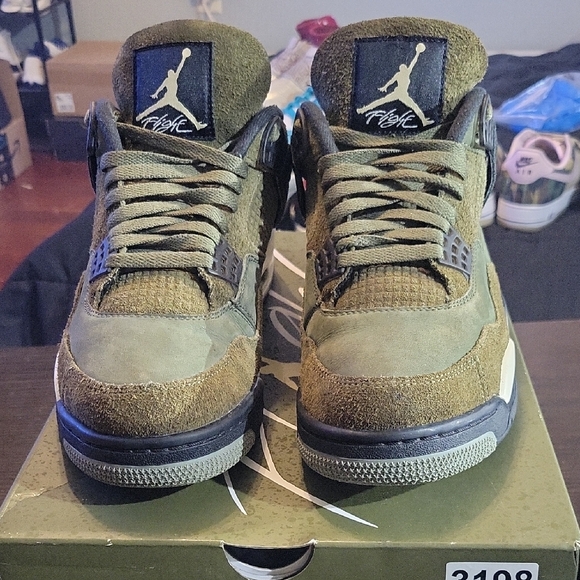 Air Jordan 4 Retro SE Craft 'Olive' (2023) M10.5/W12 EUC W/OG BOX - Picture 4 of 11